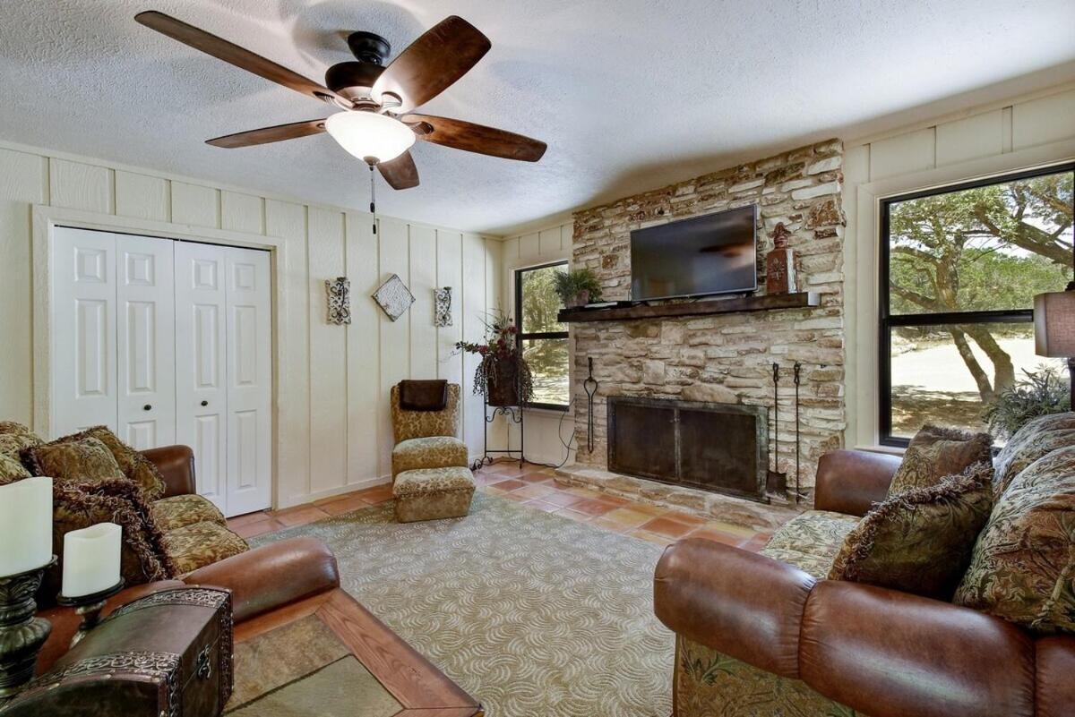 Messina Inn Wimberley Chambre photo