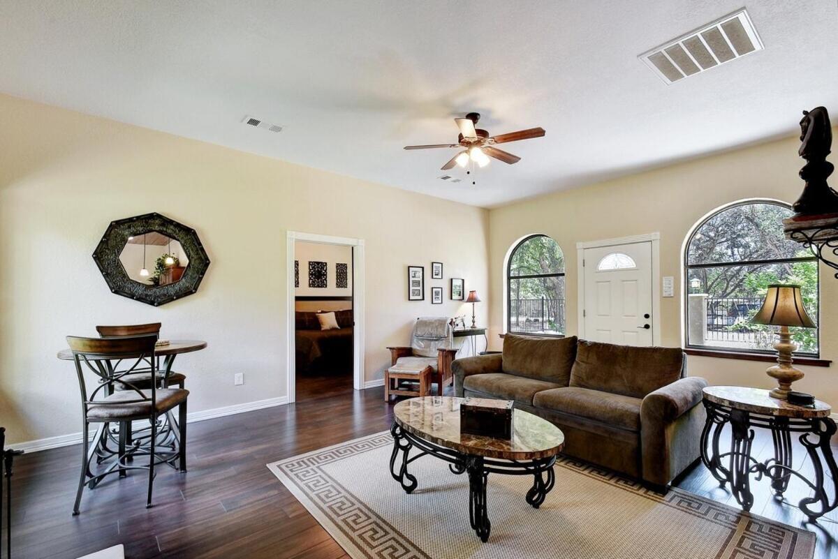 Messina Inn Wimberley Chambre photo