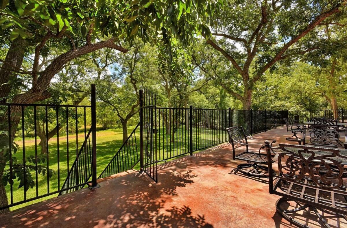 Messina Inn Wimberley Chambre photo