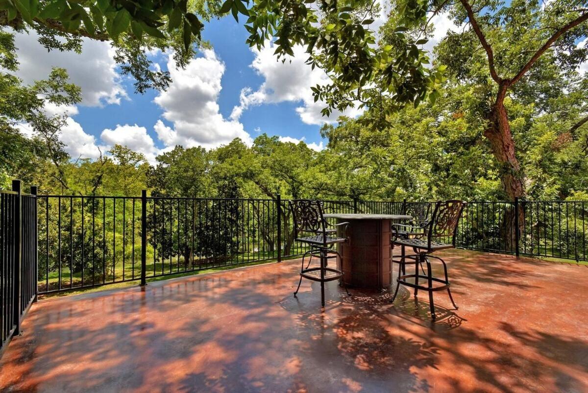 Messina Inn Wimberley Extérieur photo
